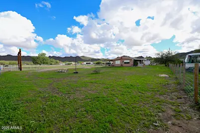 2059 W Scissor Tail Place, Queen Valley, AZ 85118 - Photo 2