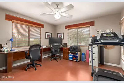 2535 W Sunrise Drive, Phoenix, AZ 85041 - Photo 18