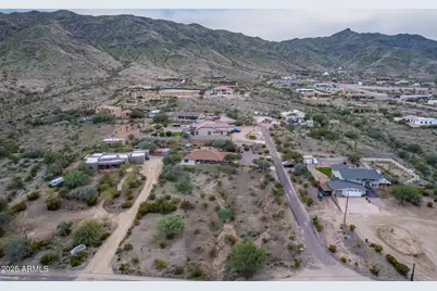 2535 W Sunrise Drive, Phoenix, AZ 85041 - Photo 32