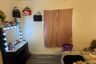 7721 N 63rd Ave, Glendale, AZ 85301 - Photo 2