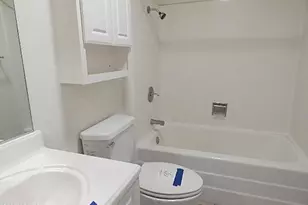 10569 W Coggins Dr, Sun City, AZ 85351 - Photo 6