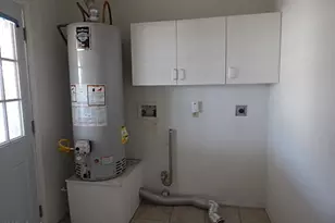 10569 W Coggins Dr, Sun City, AZ 85351 - Photo 8