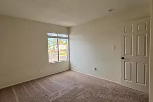 6033 W Golden Ln, Glendale, AZ 85302 - Photo 16