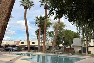 6033 W Golden Ln, Glendale, AZ 85302 - Photo 20