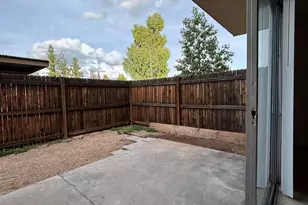 6033 W Golden Ln, Glendale, AZ 85302 - Photo 18
