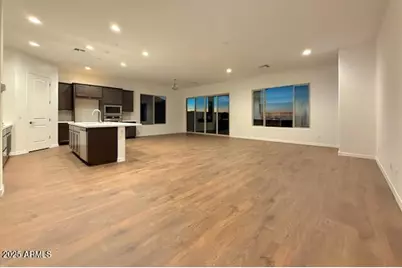 8476 S 168th Avenue, Goodyear, AZ 85338 - Photo 8