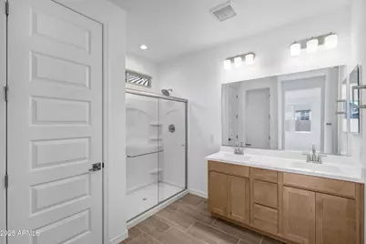 9951 W Whitton Avenue, Avondale, AZ 85392 - Photo 10