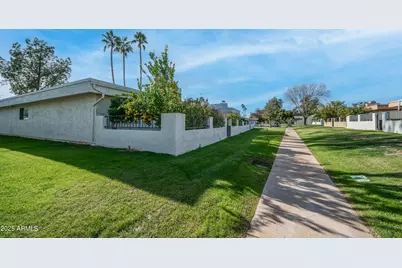 8166 E Del Caverna Drive, Scottsdale, AZ 85258 - Photo 36