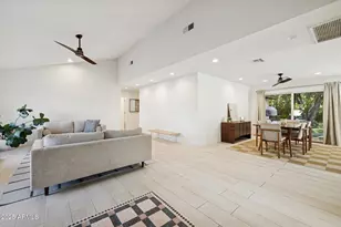 8542 N Woodland Ct, Scottsdale, AZ 85258 - Photo 4