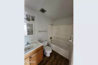 3636 W Echo Lane, Phoenix, AZ 85051 - Photo 8