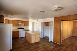 3636 W Echo Ln, Phoenix, AZ 85051 - Photo 4