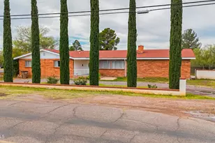 1010 N Florida Ave, Douglas, AZ 85607 - Photo 1