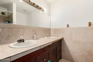 2127 E Ellis Dr, Tempe, AZ 85282 - Photo 24