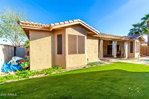 18082 N 167th Dr, Surprise, AZ 85374 - Photo 30