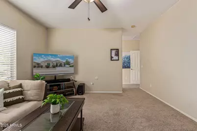 11752 N 165th Avenue, Surprise, AZ 85388 - Photo 18