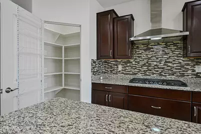 9561 W Weeping Willow Road, Peoria, AZ 85383 - Photo 10