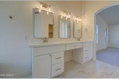 4266 E Millbrae Lane, Gilbert, AZ 85234 - Photo 30