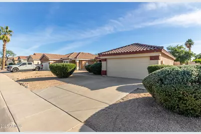 10537 W Donald Drive, Peoria, AZ 85383 - Photo 4