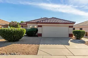 10537 W Donald Dr, Peoria, AZ 85383 - Photo 1
