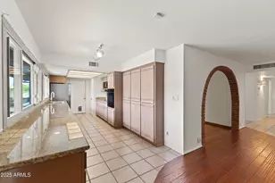 2528 E Geneva Dr, Tempe, AZ 85282 - Photo 8