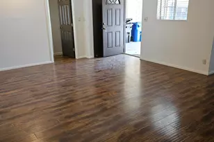 332 N Dobson Rd, Mesa, AZ 85201 - Photo 2