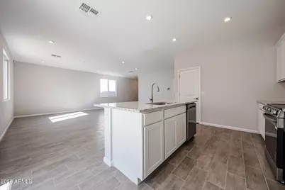 22756 N 182nd Lane, Surprise, AZ 85387 - Photo 12