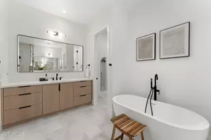 4546 E Campbell Ave, Phoenix, AZ 85018 - Photo 18