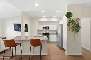 240 W Juniper Ave, Gilbert, AZ 85233 - Photo 16