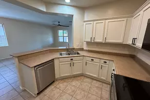 39508 N Prairie Ln, Anthem, AZ 85086 - Photo 6