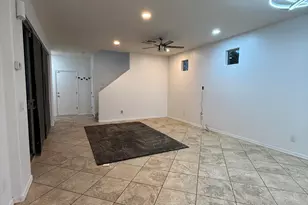 9242 W Meadow Dr, Peoria, AZ 85382 - Photo 10