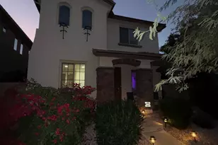 9242 W Meadow Dr, Peoria, AZ 85382 - Photo 2