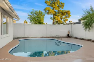 2607 E Corrine Dr, Phoenix, AZ 85032 - Photo 8