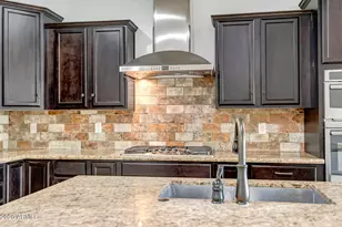 12687 W Caraveo Pl, Peoria, AZ 85383 - Photo 8
