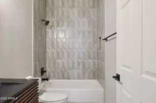 4426 E Thistle Landing Dr, Phoenix, AZ 85044 - Photo 22