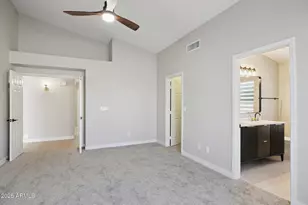 4426 E Thistle Landing Dr, Phoenix, AZ 85044 - Photo 16