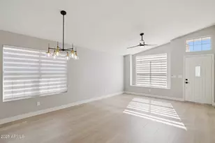 4426 E Thistle Landing Dr, Phoenix, AZ 85044 - Photo 6