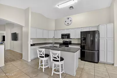 25792 W Kendall Street, Buckeye, AZ 85326 - Photo 6