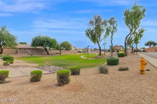 882 E Monterey St, Chandler, AZ 85225 - Photo 32