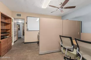 1805 N 16th St, Phoenix, AZ 85006 - Photo 12