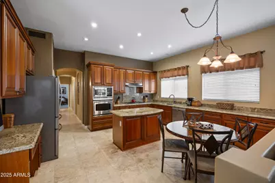 269 W El Freda Road, Tempe, AZ 85284 - Photo 14