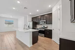 25538 N 75th Ln, Peoria, AZ 85383 - Photo 10