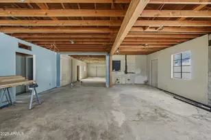 588 N Washington St, Chandler, AZ 85225 - Photo 4