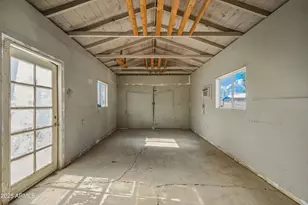 588 N Washington St, Chandler, AZ 85225 - Photo 10