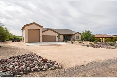2049 E Gaffney Road, New River, AZ 85087 - Photo 2