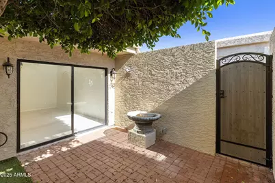 7365 E Valley View Road, Scottsdale, AZ 85250 - Photo 32