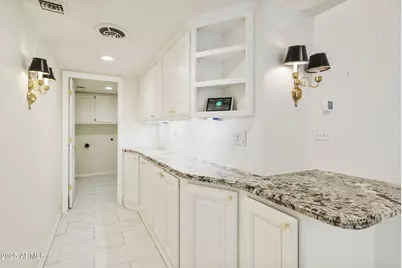 7365 E Valley View Road, Scottsdale, AZ 85250 - Photo 8