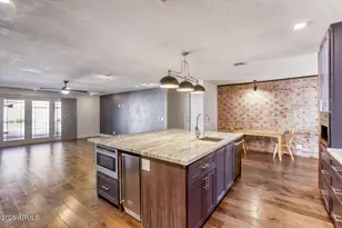 2548 E Turney Ave, Phoenix, AZ 85016 - Photo 20