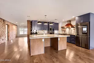 2548 E Turney Ave, Phoenix, AZ 85016 - Photo 18