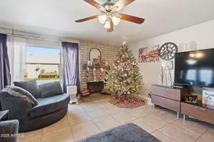 4128 W Gelding Dr, Phoenix, AZ 85053 - Photo 12