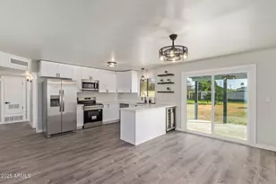 335 S Harris Dr, Mesa, AZ 85204 - Photo 16